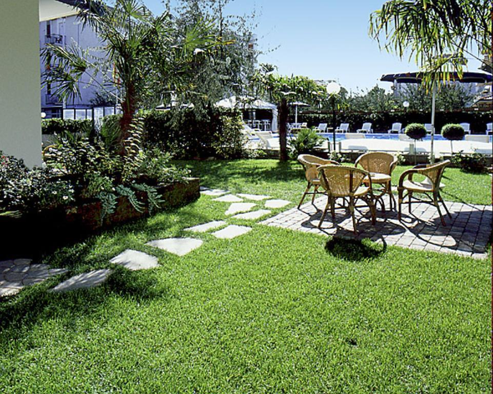 Hotel Primavera Sul Mare 3*