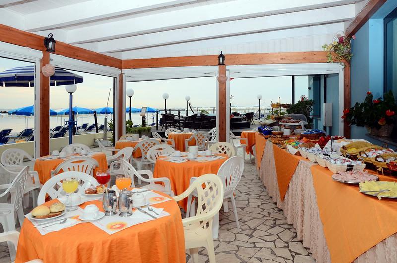 Hotel Primavera Sul Mare 3*